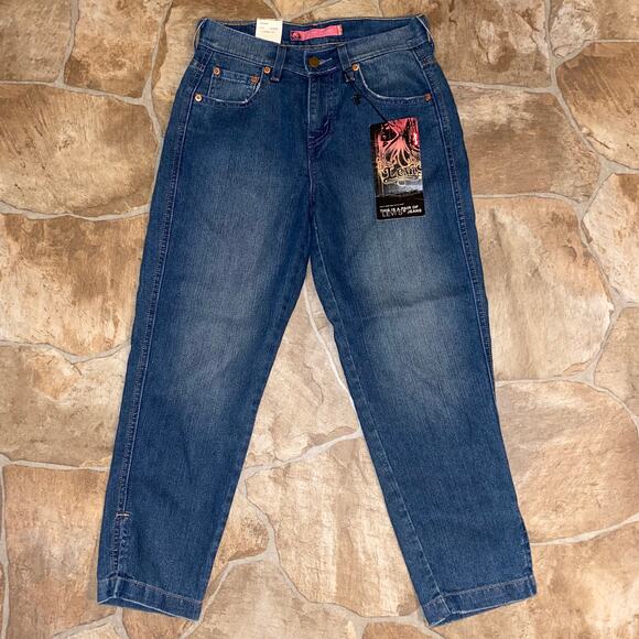 NWT Y2k Vintage Levi's Cropped Mom Jeans, Medium Blue Denim Wash, Size 26 - Picture 2 of 10